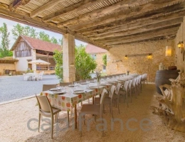 Vignette - Touristique - Dpt Dordogne (24), Propriété de charme avec gites entouré par 6 hectares de terrain