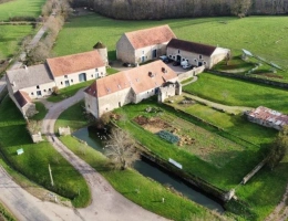 Vignette - Touristique - Propriété à proche de PRECY SOUS THIL (21)