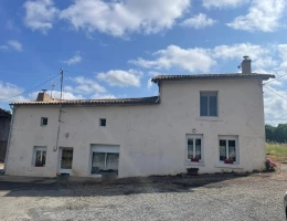 Vignette - Agricultural - Farm with breeding buildings-Ideal equestrian project on 36 ha-near Saint-Maixent-l'École (79)