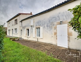 Vignette - Tourist - Propriété à vendre 7 pièces SAINT MEDARD D'AUNIS (17)