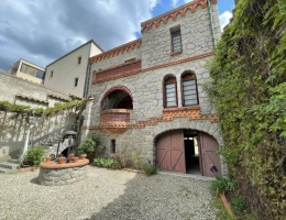 Vignette - Prestigious - Character property