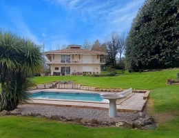 Vignette - Prestigious - house and dependencies