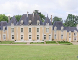 Vignette - Prestige - Château de la Troussaye du XIX ème siècle sur son domaine de 75,12 Ha