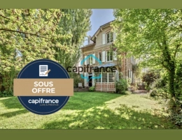 Vignette - Prestigious - Charming residence for sale, 9 rooms NOGENT SUR MARNE (94), on the edge of the Bois de Vincennes