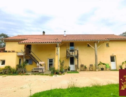 Vignette - Prestigious - Maison rénovée 6 hectares attenants