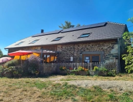 Vignette - Tourist - House