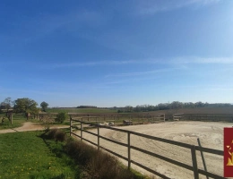 Vignette - Équestre - Habitation et écurie sur 4,1 hectares