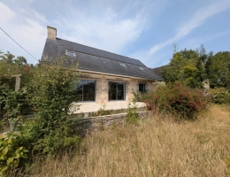 Vignette - Prestigious - SAINT CARADEC TREGOMEL ENSEMBLE DE 4 LONGERES DE 438M² ENVIRON SUR PARCELLE DE 4400M² AVEC PUITS