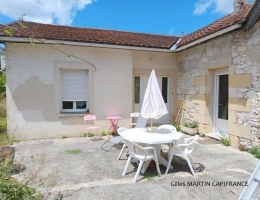 Vignette - Touristique - Propriete à vendre 5 pièces  avec un chai et une dépendance