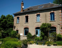 Vignette - Prestige - Dpt Creuse (23) à vendre à La Celle Dunoise maison de caractère de 226 m2 - Dépendance - Terrain 4681 m2