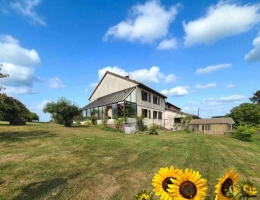 Vignette - Équestre - PROPRIÉTÉ sur 4 ha à vendre 7 pièces secteur XERTIGNY  (88) MAISON et partie FERME