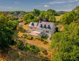 Vignette - Touristique - Propriété d'exception avec vue panoramique et calme absolu, proche de SAUMUR