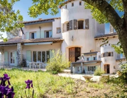 Vignette - Prestige - Proprieté à vendre 6 pièces NIMES (30)