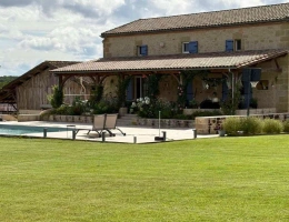 Vignette - Équestre - Propriété équestre d’exception de 23 hectares nichée dans un écrin de verdure