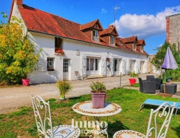 Vignette - Touristique - Maison d'hôtes avec accès direct à la forêt du château de