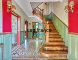 Vignette - Prestige - Demeure de charme, à vendre, 9 pièces NOGENT SUR MARNE (94), aux abords du Bois de Vincennes