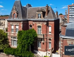 Vignette - Prestige - Élégance, volumes et caractère : la maison de maître dont vous rêviez