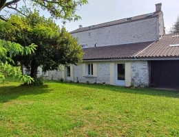 Vignette - Prestigious - Propriete à vendre 13 pièces ROUILLAC (16)