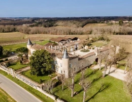 Vignette - Prestige - Château historique du XVe siècle à proximité de Bordeaux
