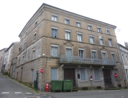 Vignette - Prestige - Dpt Loire (42), à vendre PANISSIERES Immeuble à réhabiliter de 1200 m2