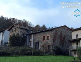 Vignette - Prestigious - Propriete à vendre 2 pièces  Saint Gervais sous Meymont (63)  avec jardin attenant IDÉAL INVESTISSEURS!!