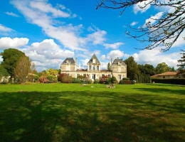 Vignette - Prestige - Magnifique château avec vignoble proche de Bordeaux
