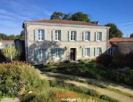 Vignette - Tourist - Belle demeure charentaise grand gîte ou chambres d'hôtes