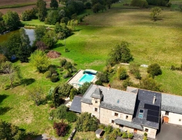 Vignette - Prestigious - Farm with outbuildings