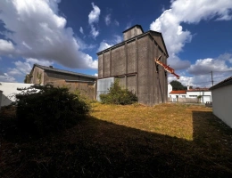 Vignette - Touristique - Ancien Silo et ses dépendances à réhabiliter - MARSAIS