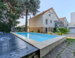 Vignette - Equestrian - Live and work with your horses in the city center