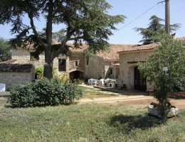 Vignette - Touristique - PROPRIETE  DE 500 M2  SUR 6 HECTARES