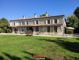 Vignette - Touristique - Propriété charentaise avec 2 gîtes