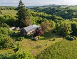 Vignette - Prestigious - Farm with outbuildings