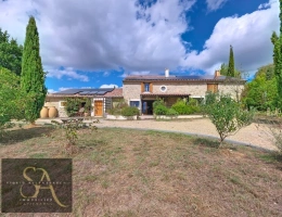 Vignette - Équestre - Domaine à vendre (Aude) – vue sur les Pyrénées – autonomie rare