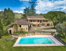 Vignette - Équestre - Propriete à vendre 7 pièces FUMEL (47) Propriété de 230m2 sur 11ha de prairie et de bois. Piscine et lac