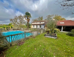 Vignette - Équestre - MIRANDE(32)et MIELAN proche: PROPRIETE 3.3HA, isolée, calme, position dominante, VUE, sans travaux, chevaux et famille bienvenus