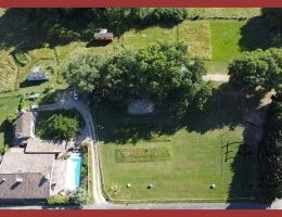 Vignette - Tourist - Propriété de caractère, 2 maisons, piscine, 1,4ha