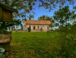 Vignette - Équestre - Propriete à vendre 4 pièces VALLON EN SULLY (03)