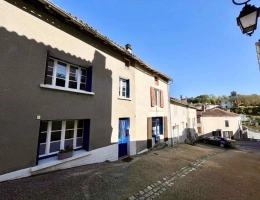 Vignette - Tourist - House