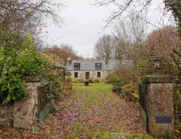Vignette - Forestière - Maison en pierres avec parc arboré et étang