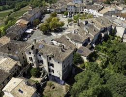 Vignette - Prestigious - Town and village dwelling