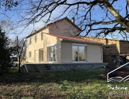 Vignette - Rurale - Corps de ferme de près de 4 ha hectares dans une impasse