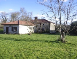 Vignette - Rurale - Propriété  6 pièces + dépendances sur 5ha de terrain à vendre LAGRAULET DU GERS