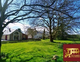 Vignette - Equestrian - Propriété équestre, 10 hectares, 2 maisons