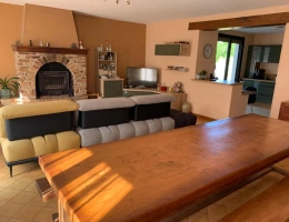 Vignette - Équestre - Corps de ferme en pierres avec une vue campagne sur son terrain de près de 2 400m²