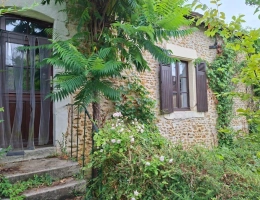 Vignette - Rural - Propriété ; Longère à rénover,  hangar + garage de plus de 700m2.jardin bucolique, studio indépendant. Secteur Courgains, Marolles les Braults