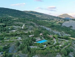 Vignette - Tourist - Camping 4 étoiles au coeur des Baronnies Provençales