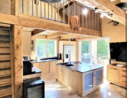 Vignette - Prestigious - Propriete Peyroules Villa avec piscine intérieure dex hangars forte rentabilité