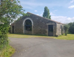 Vignette - Équestre - Belle propriété équestre avec deux maisons et 9 hectares en Vendée