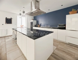 Vignette - Équestre - À VENDRE - COLEMBERT - PROPRIETE - SUPERFICE TERRAIN 14300 M2 - LONGÈRE RÉNOVÉE - HANGAR - TERRAIN CONSTRUCTIBLE  - PATURE - GARAGE - DÉPENDANCE